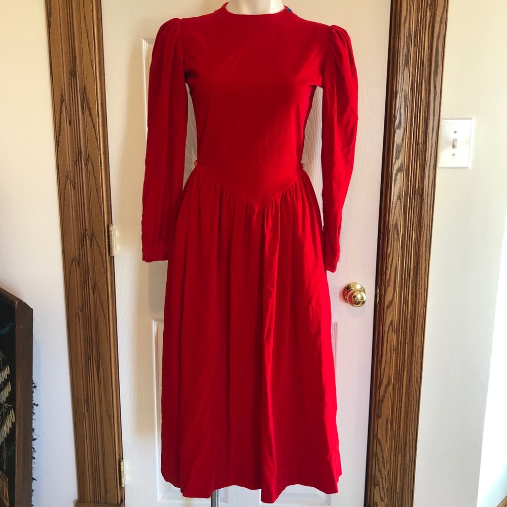 Vtg 70's Norman Shirtmakers Red Velvet Dress